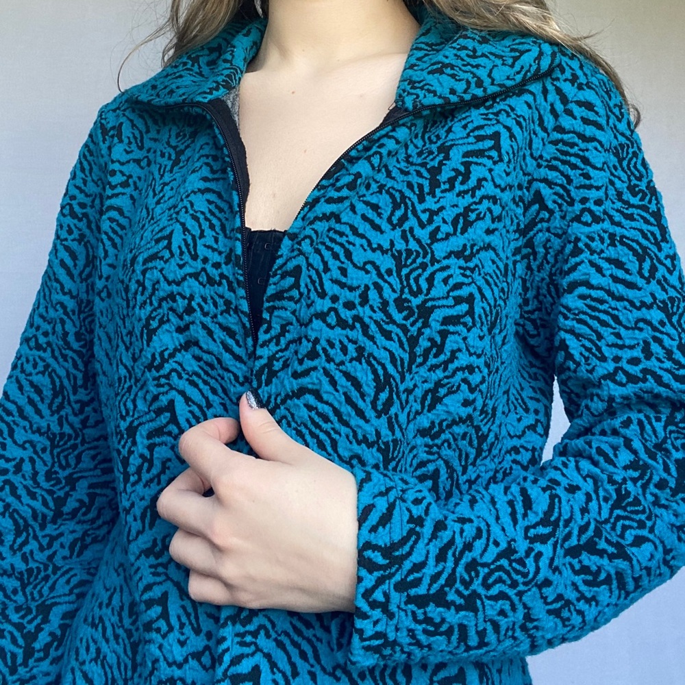Blue Zebra Patterned Medium Zip Up Jacket - image 1